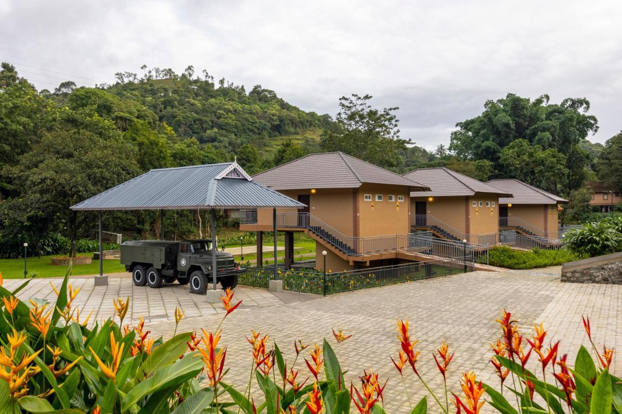 Sterling Vythiri Wayanad Hotel Buitenkant foto