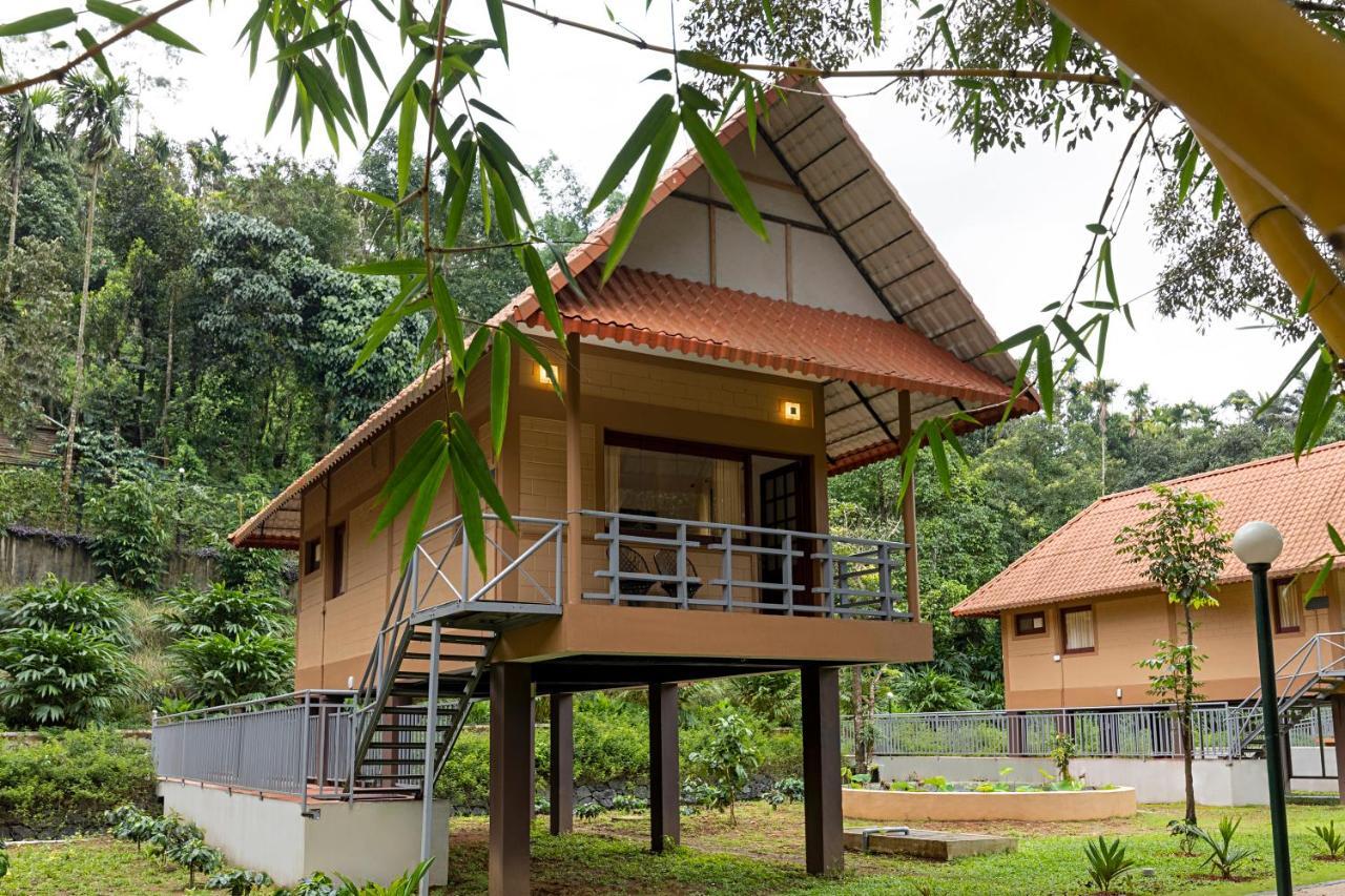 Sterling Vythiri Wayanad Hotel Buitenkant foto