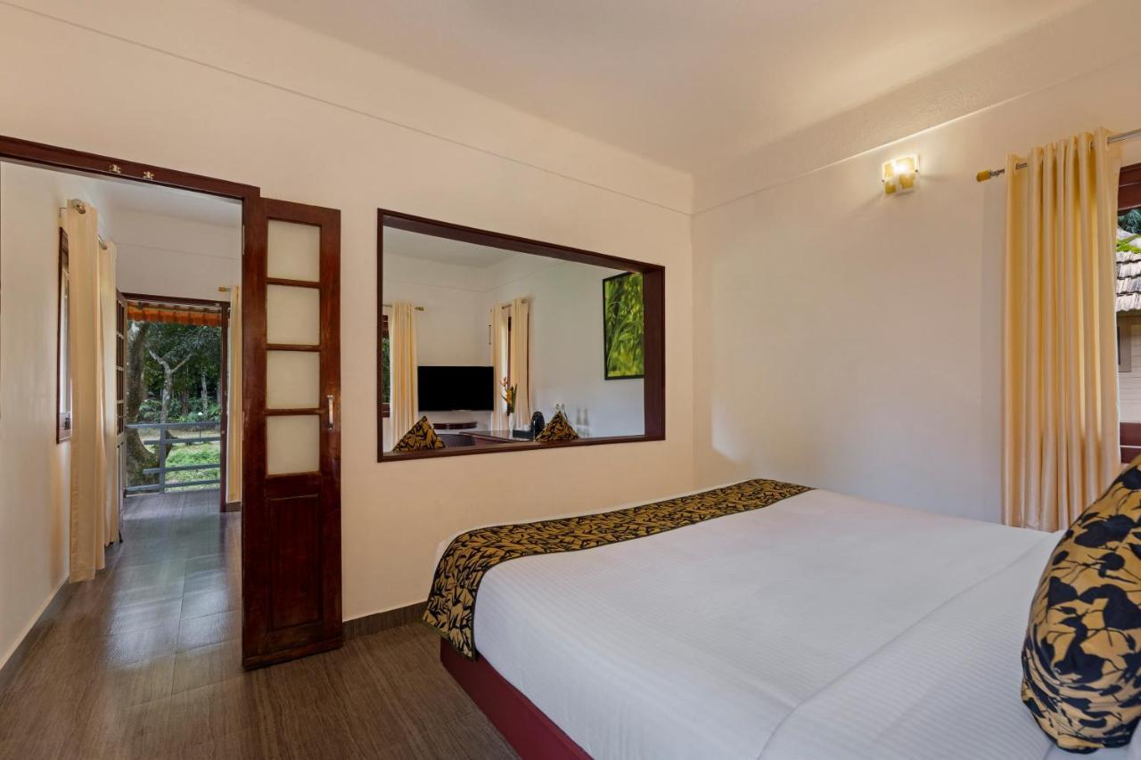 Sterling Vythiri Wayanad Hotel Buitenkant foto