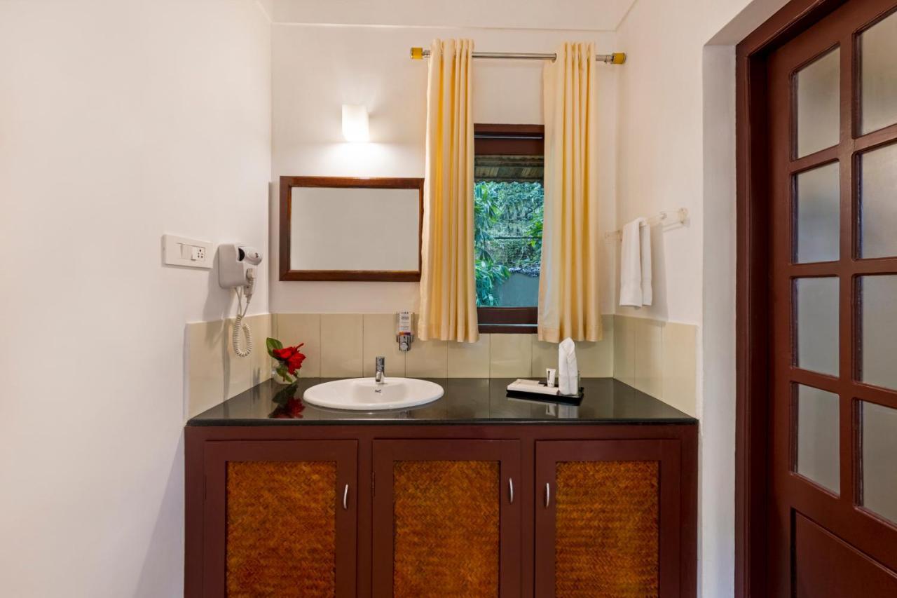 Sterling Vythiri Wayanad Hotel Buitenkant foto